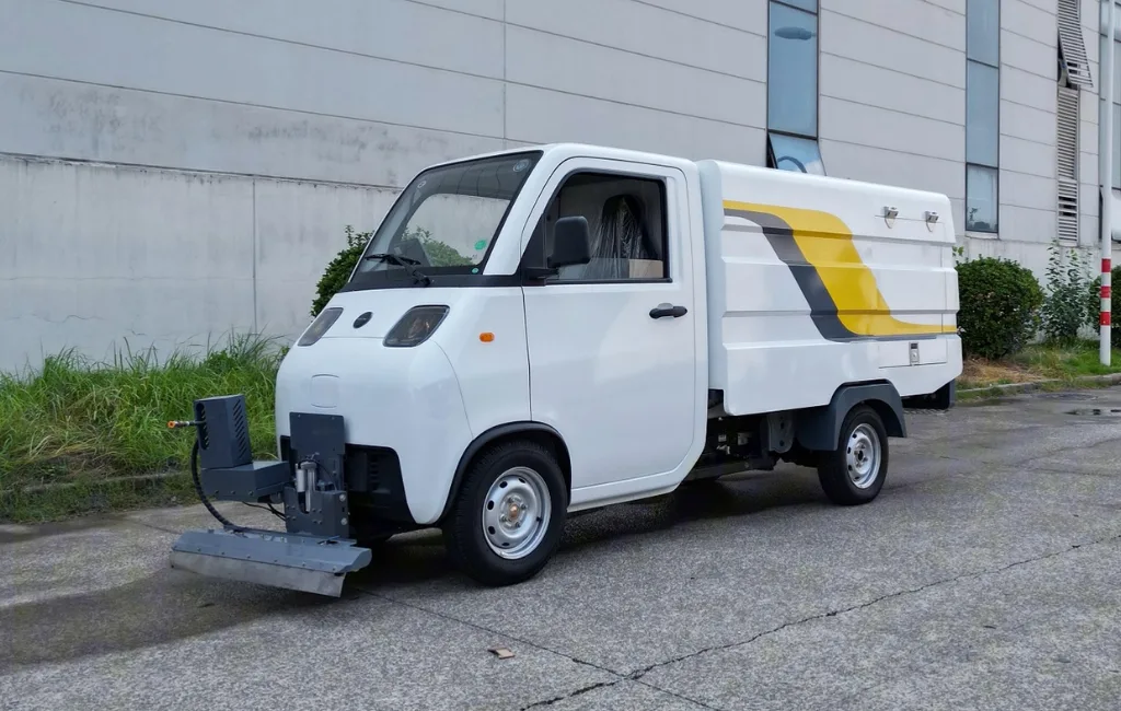 veiculo de limpeza urbana